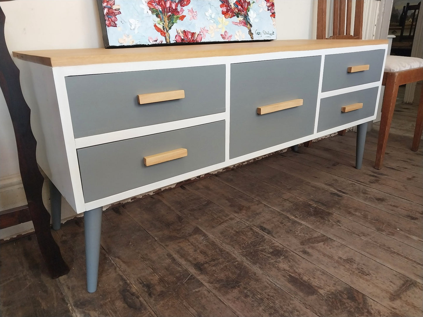 Tv unit