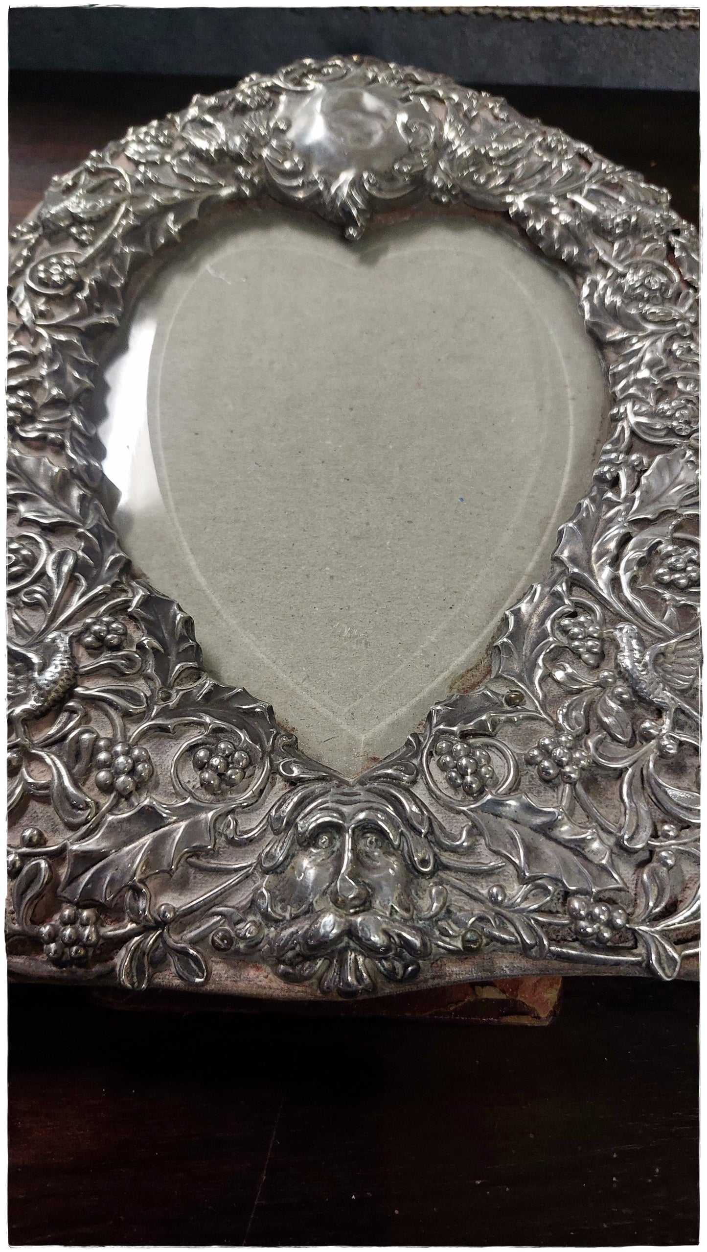 Heart shaped silver frame