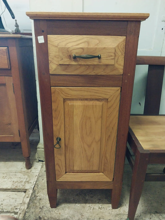 Tall Pedestal