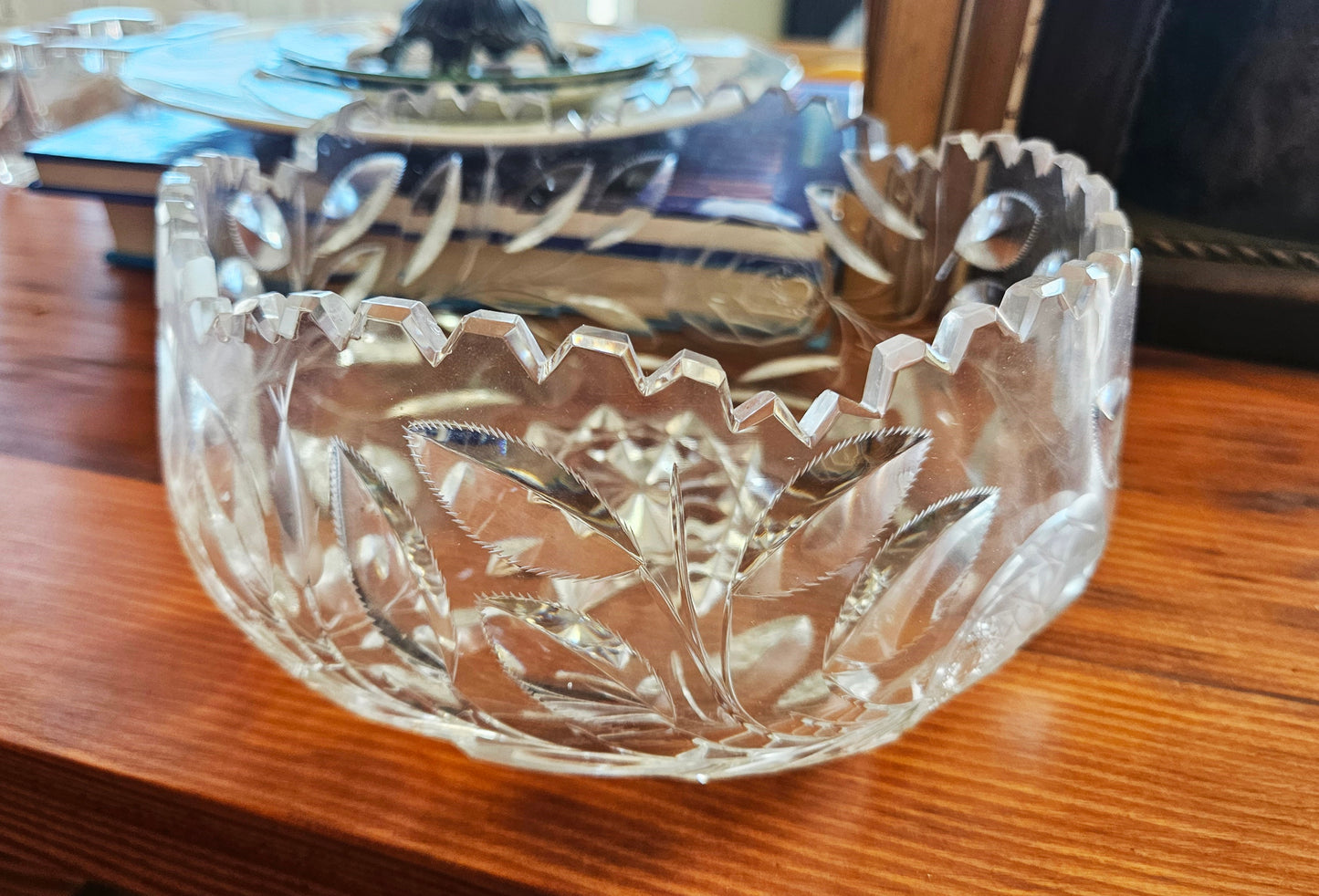 Crystal glass bowl