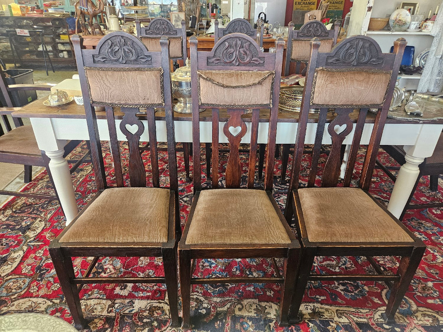 Set of 8 oak dining room chairs