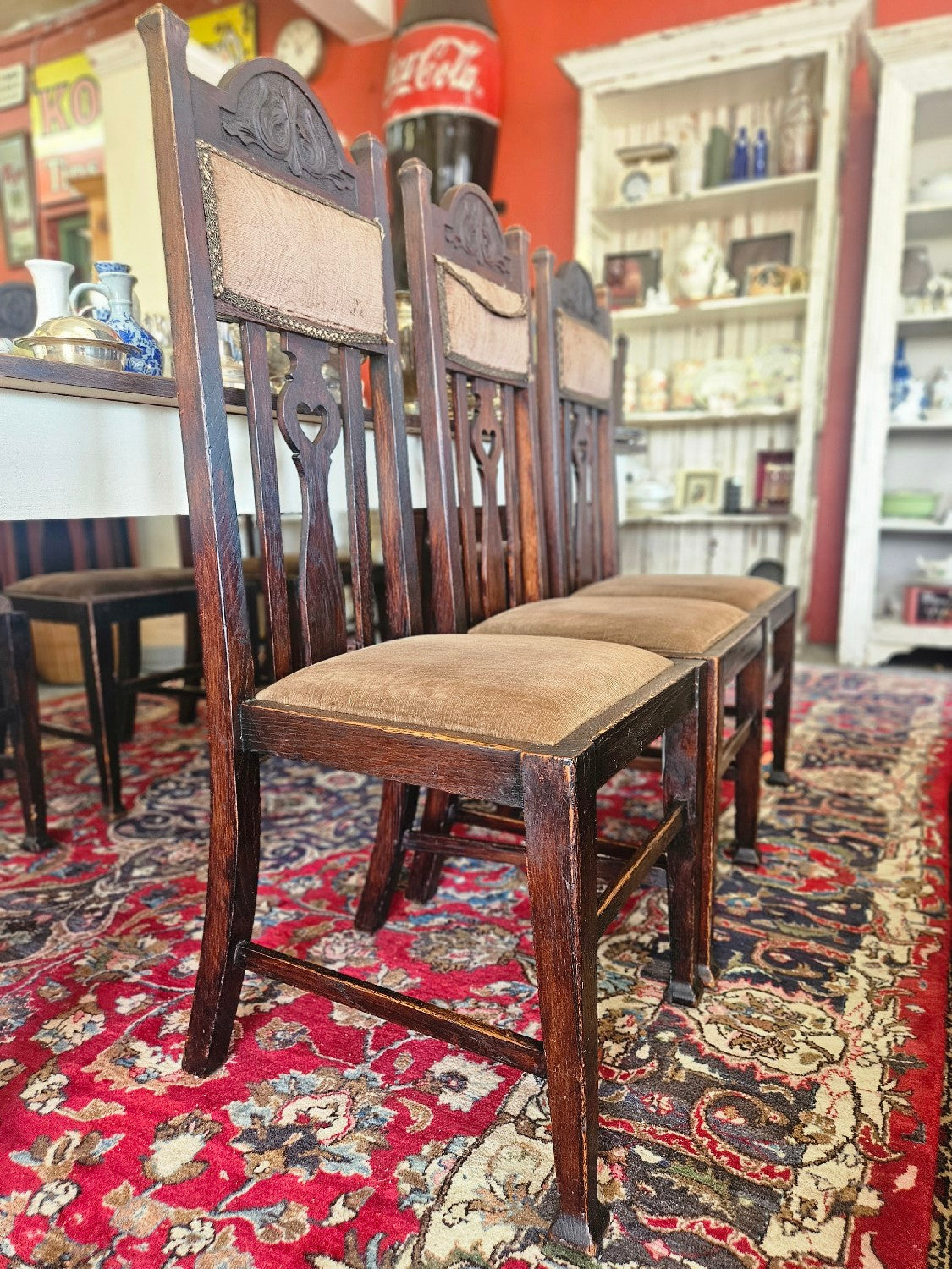 Set of 8 oak dining room chairs