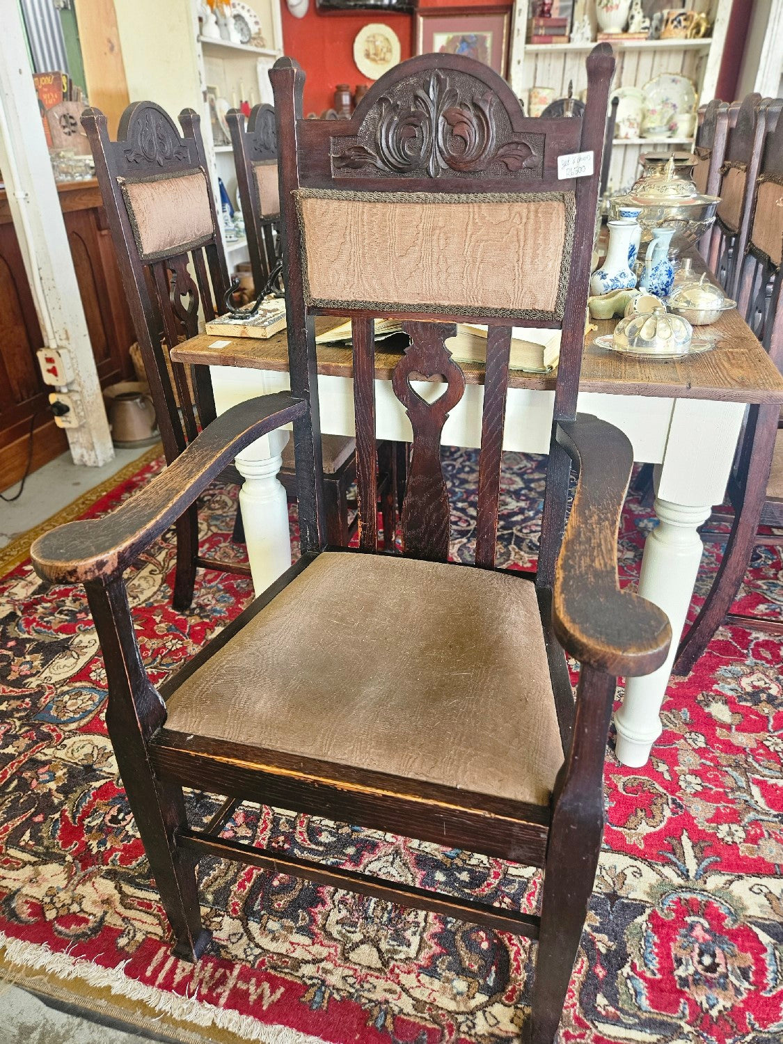 Set of 8 oak dining room chairs