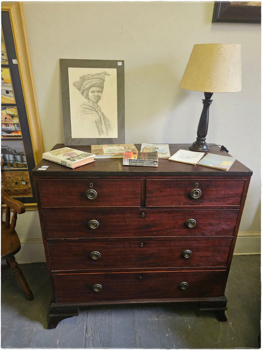 Antique chest of drawers