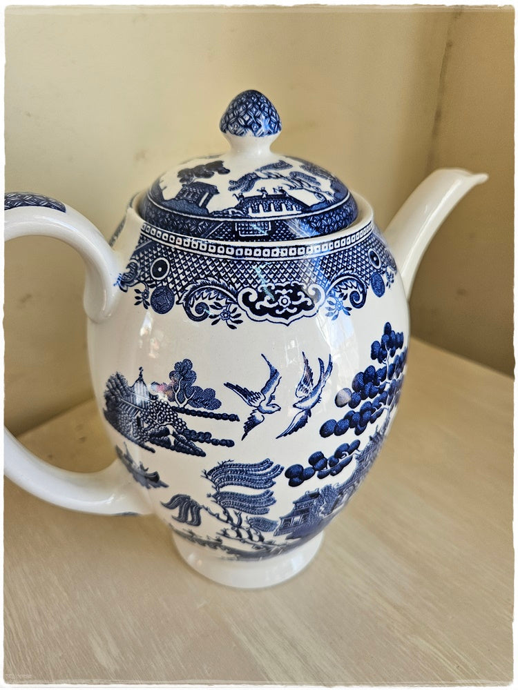 Coffee pot