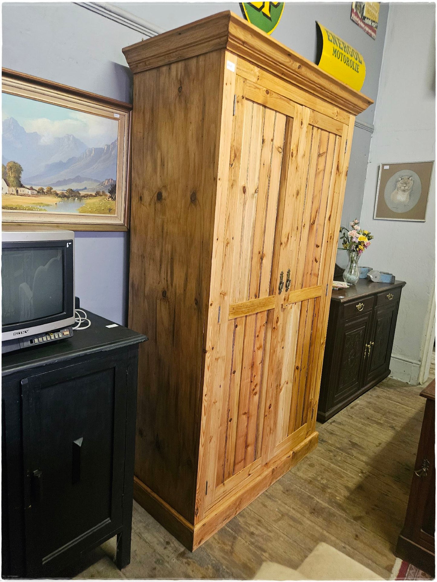 Oregan wardrobe