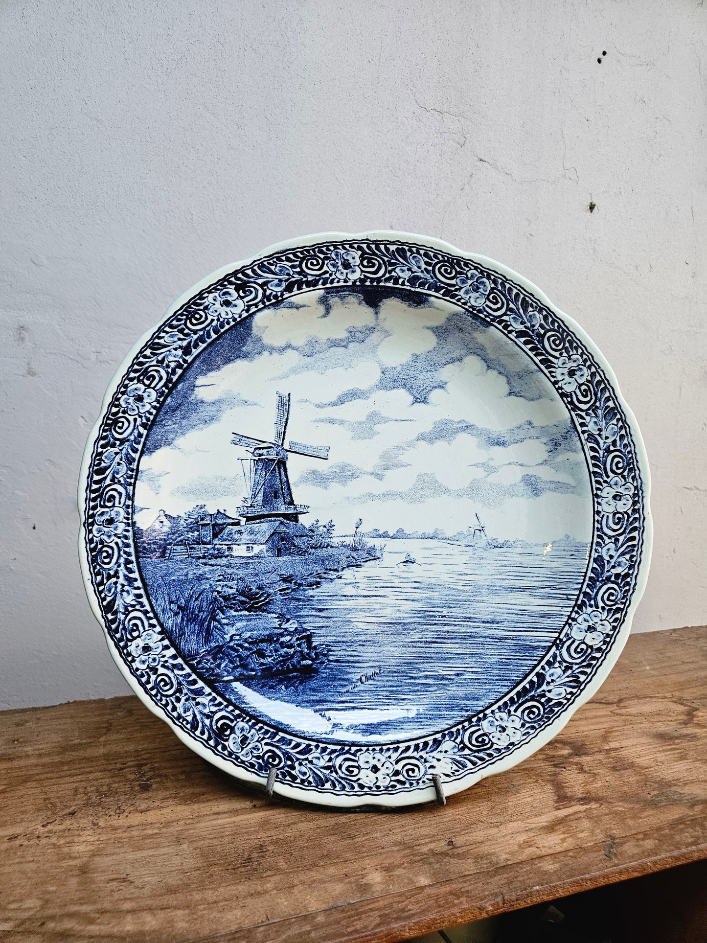 VIntage Boch Delft charger plate
