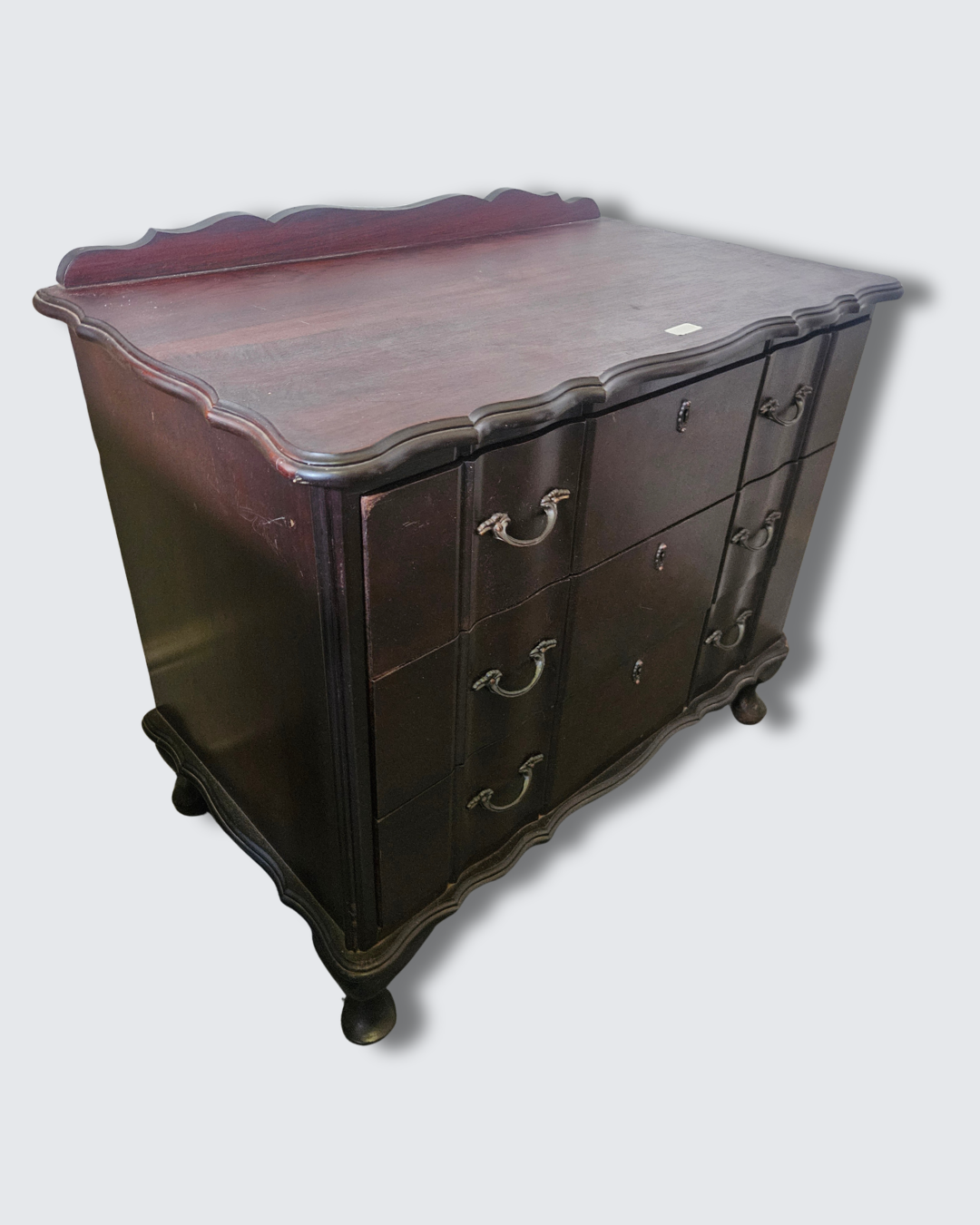 Small imbuia chest of drawers