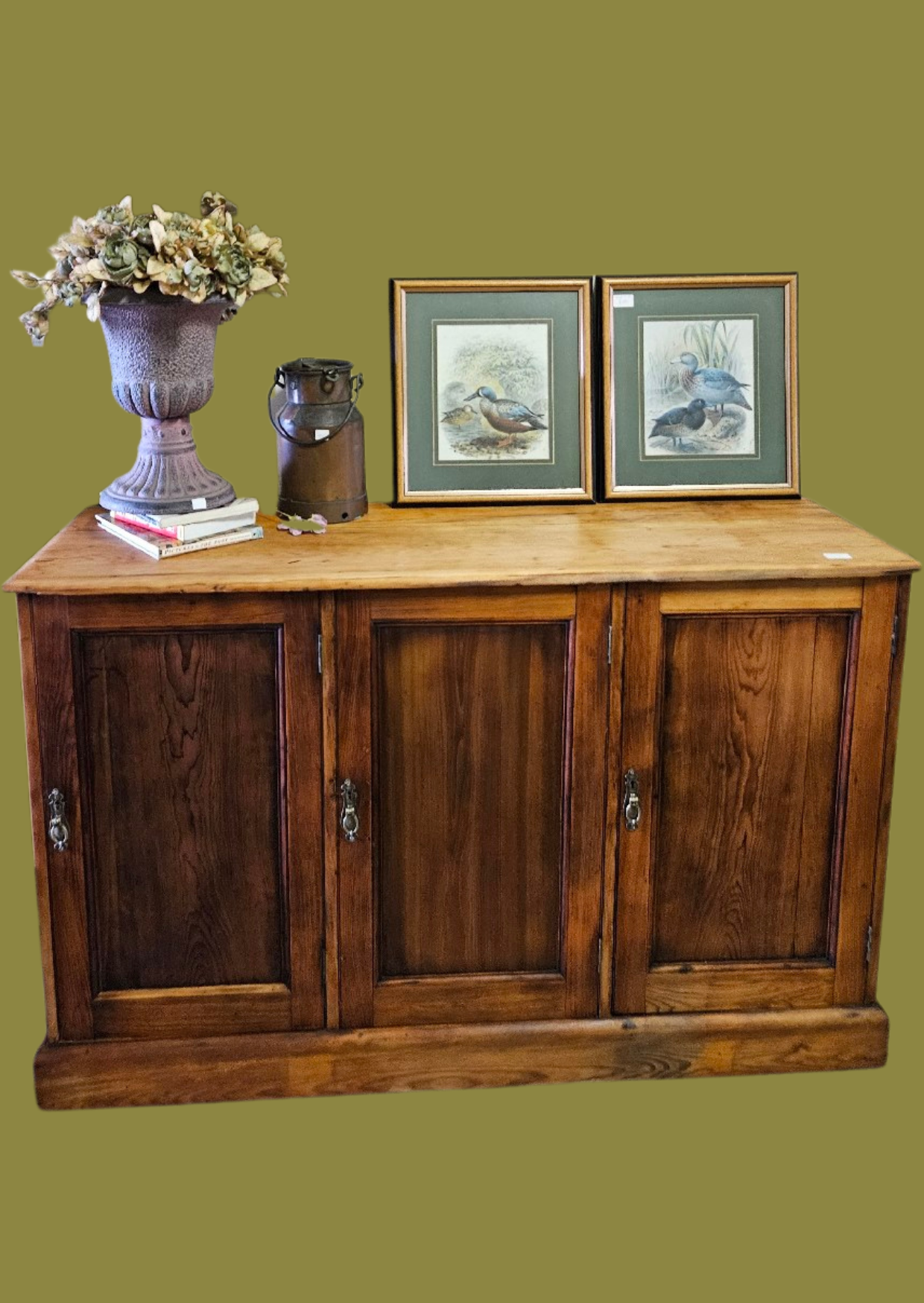 3 door oregan cabinet