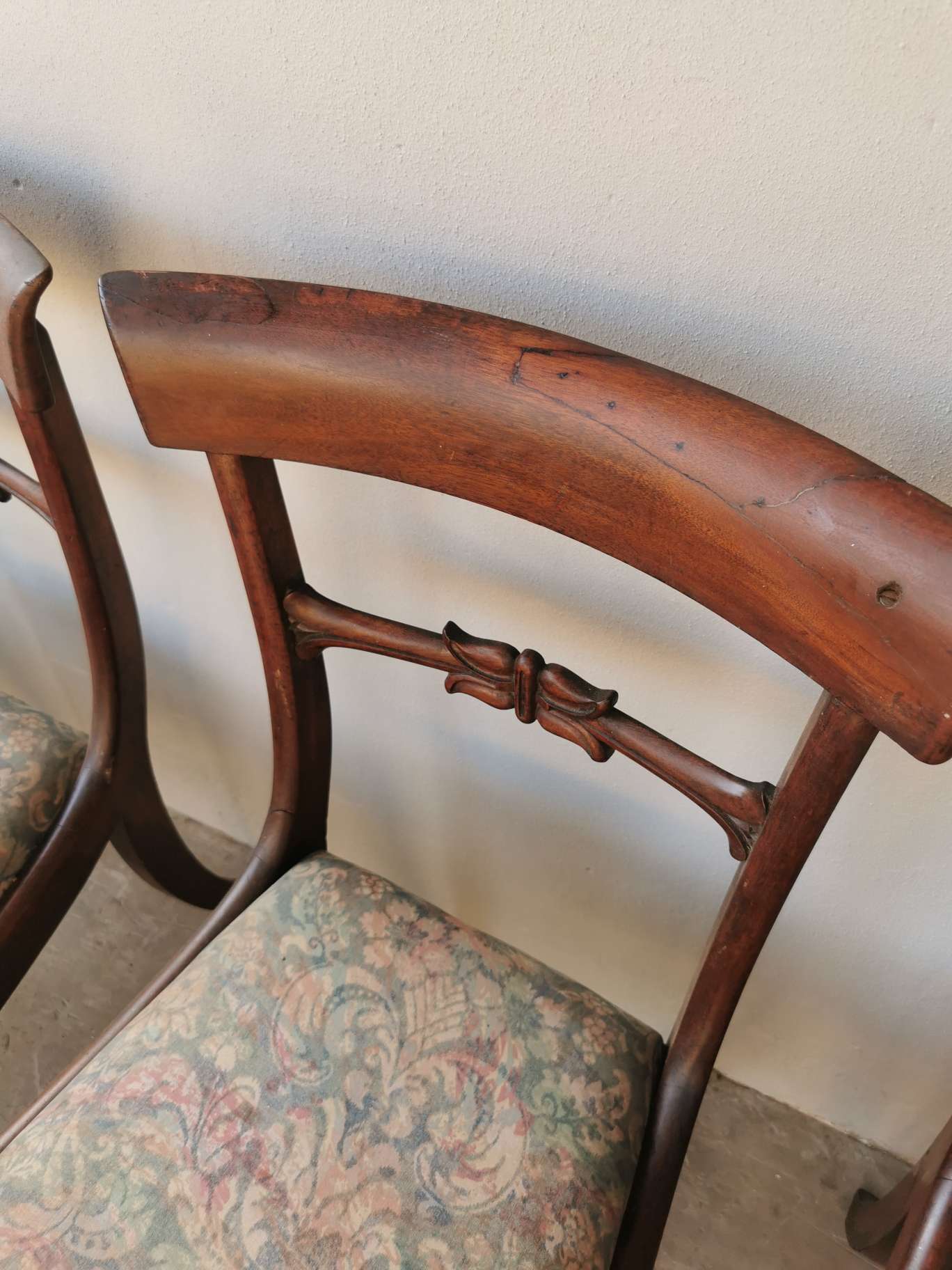 Set of 6 Victorian, mahogany dining chairs
