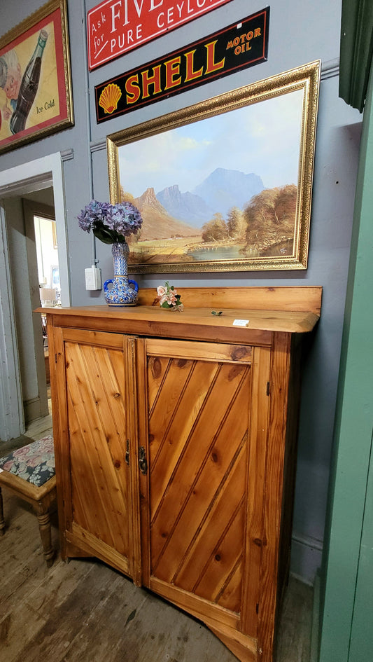 Vintage Oregan grocery cabinet