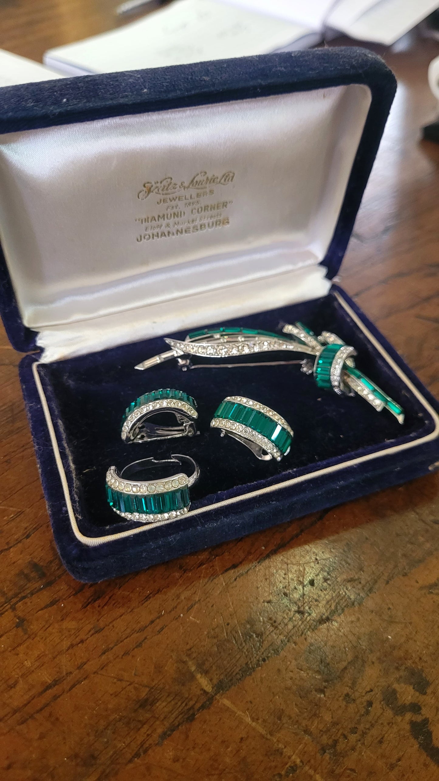Green costume jewellery set