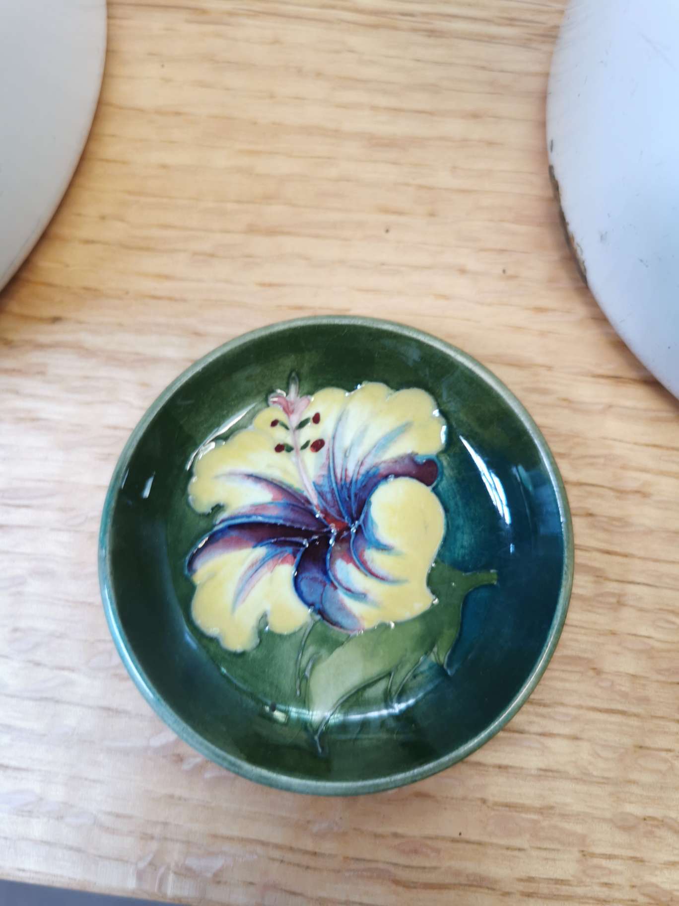 Collection of miniature plates
