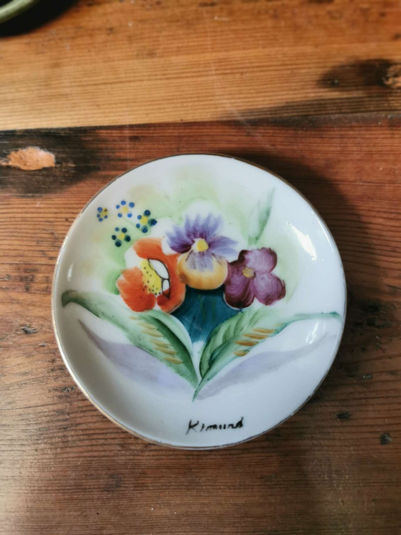 Collection of miniature plates