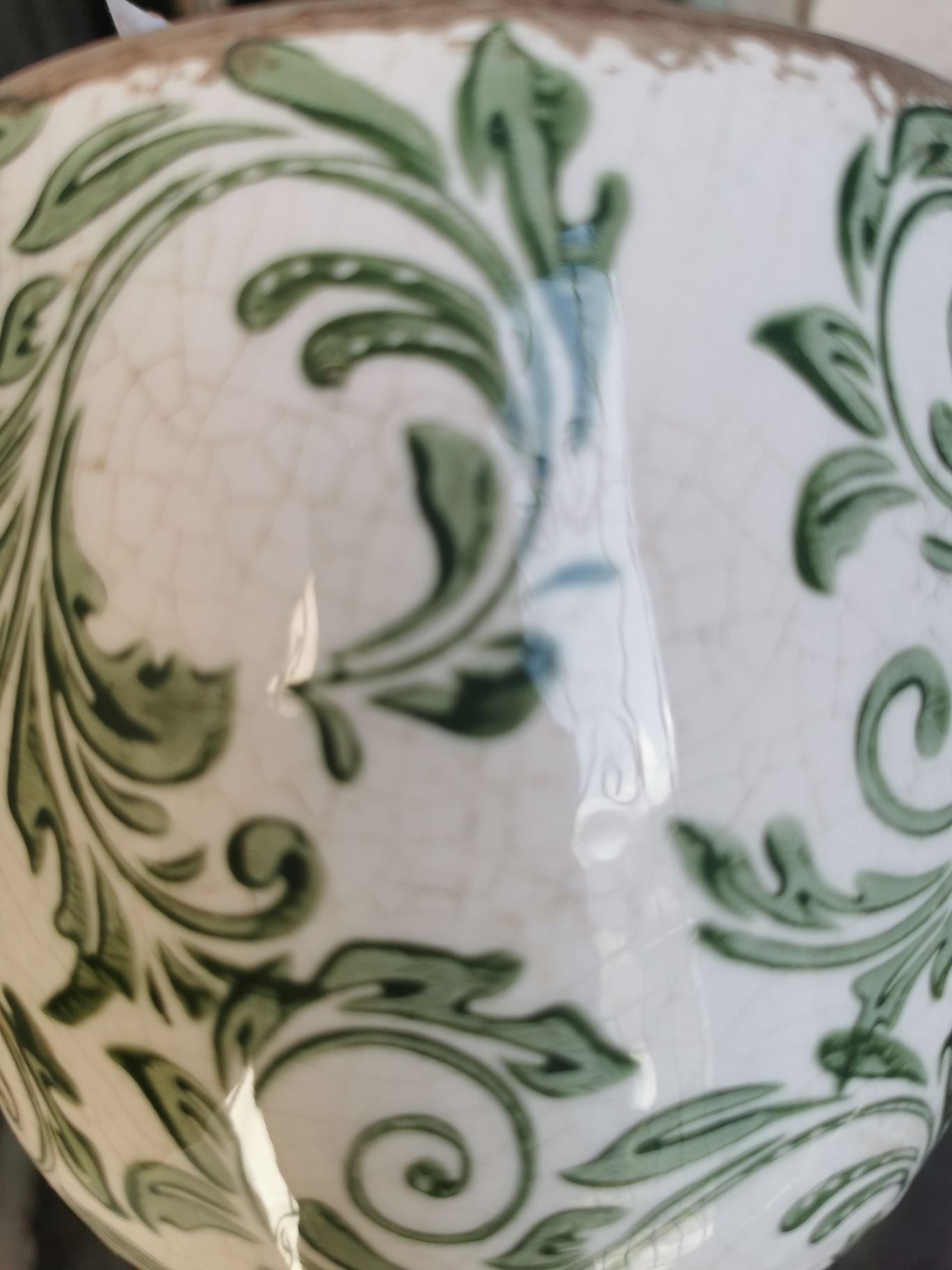 Ceramic plant pot - green vines