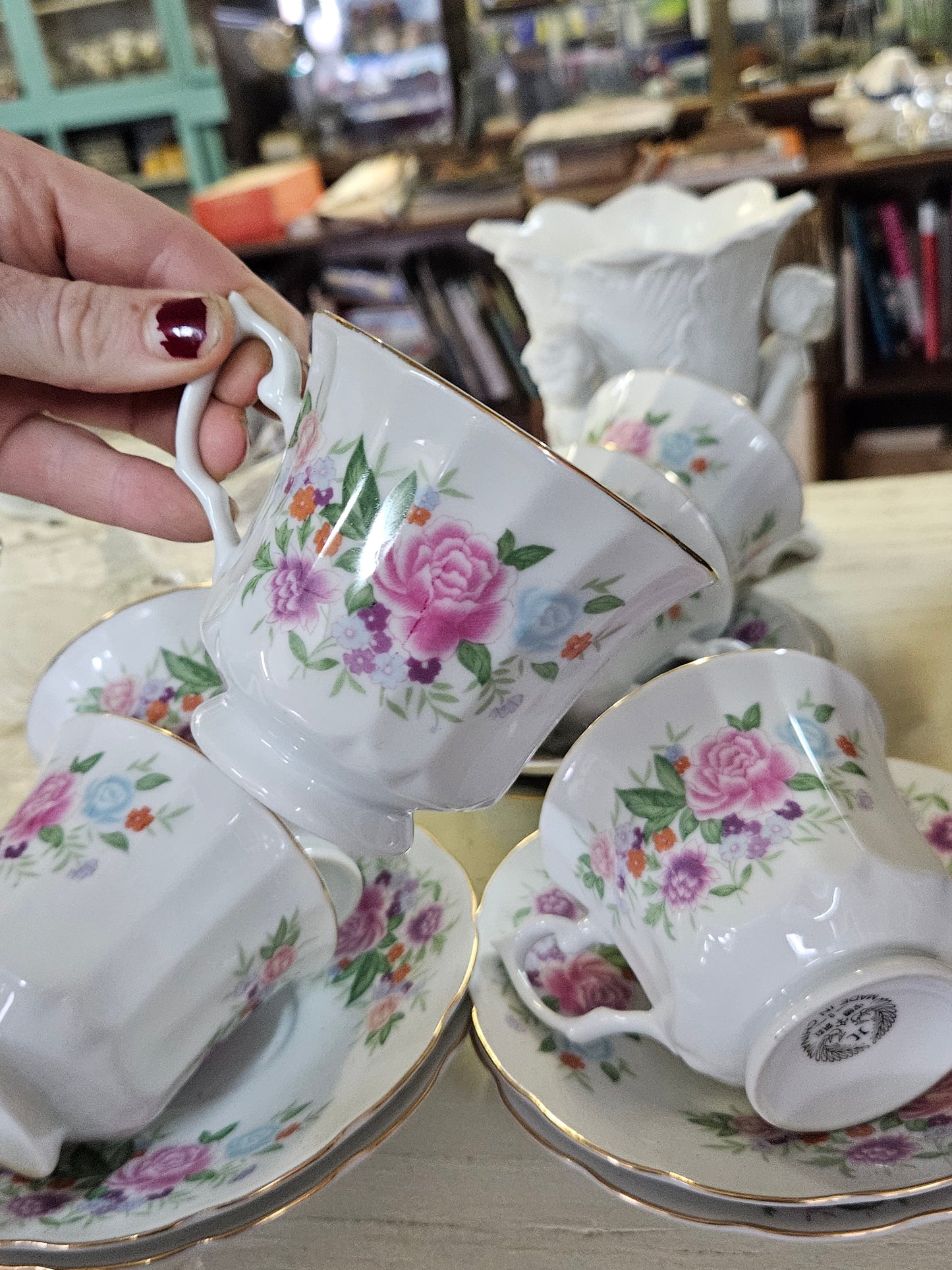 Floral teaset