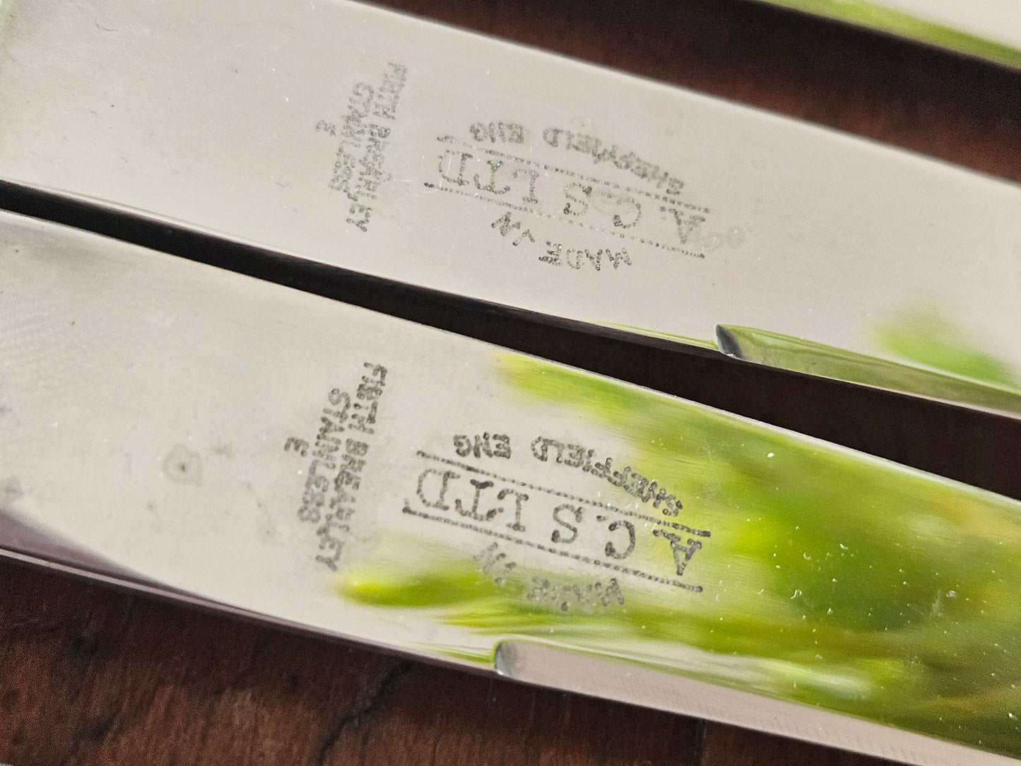 Set of 12 bone handled knives knives