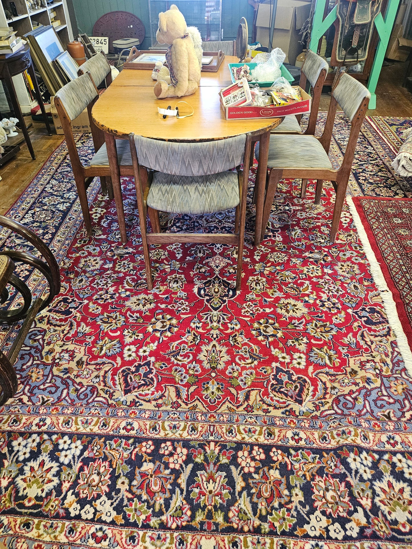 Persian Carpet {machine made, hand knotted}