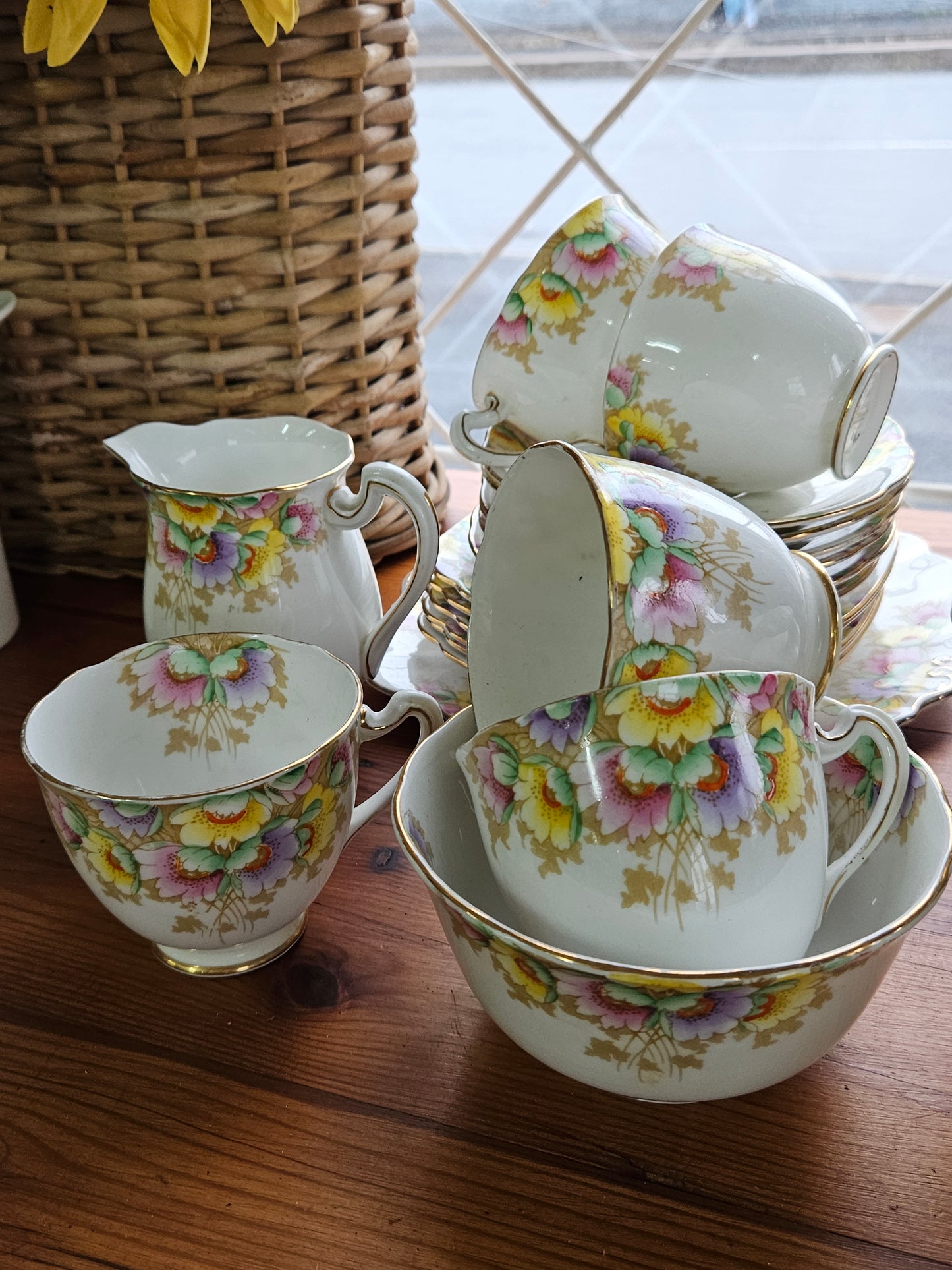 Royal Standard Part teaset