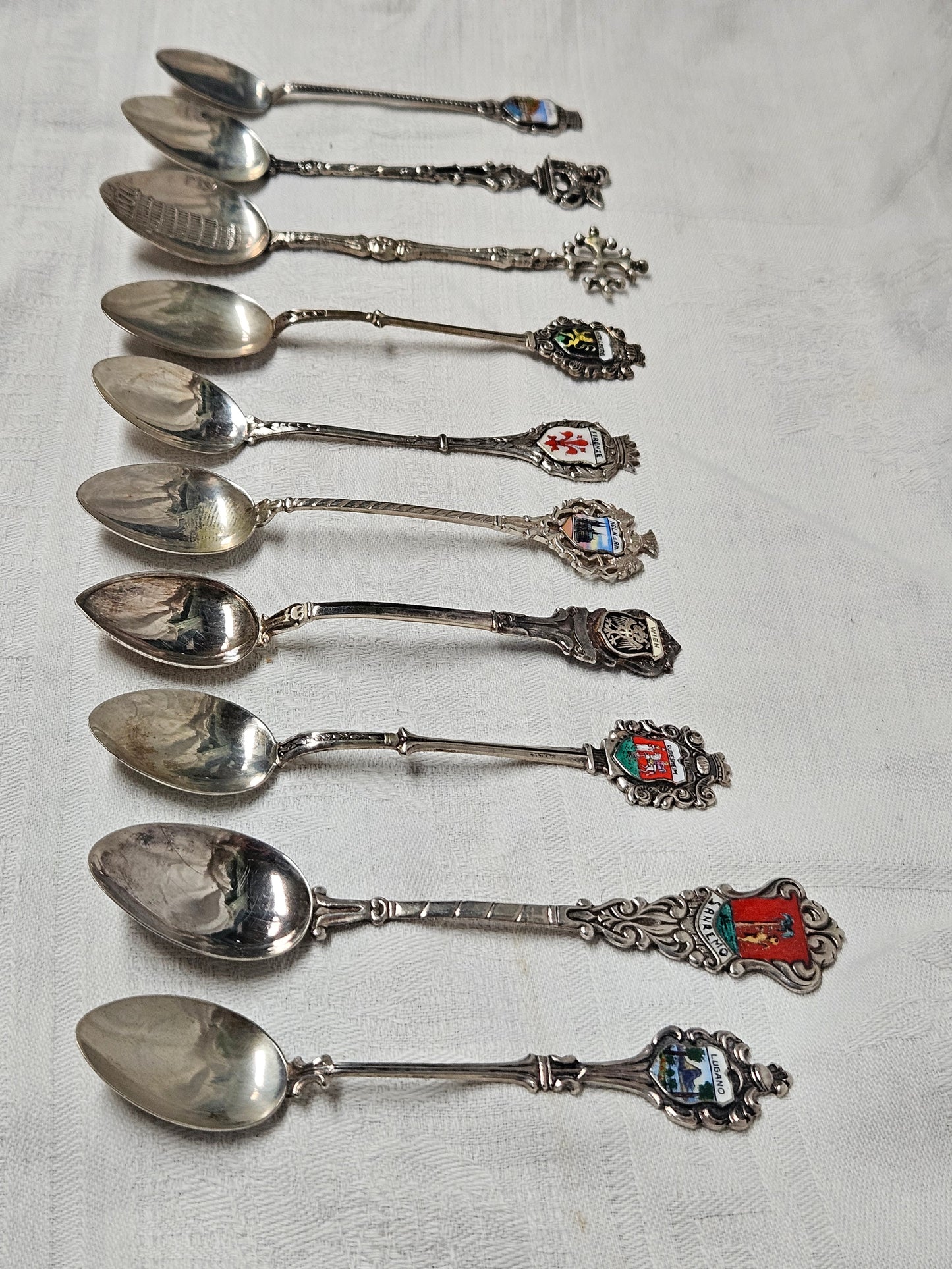 10x souvenir spoons