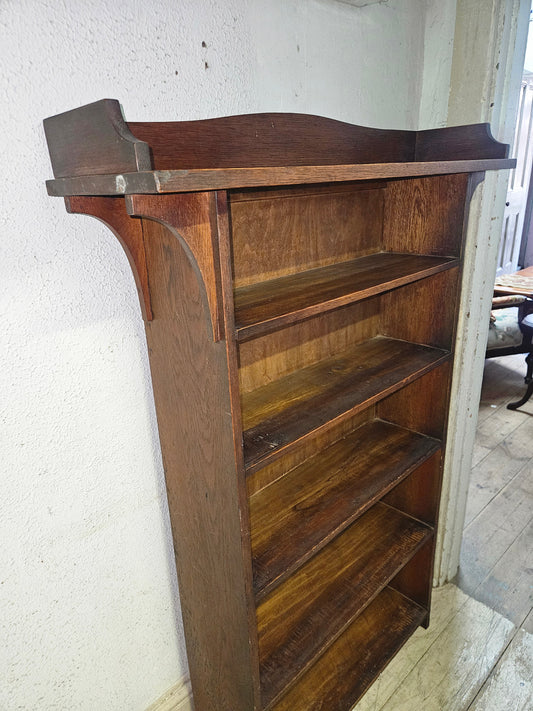 Narrow oak bookshelf