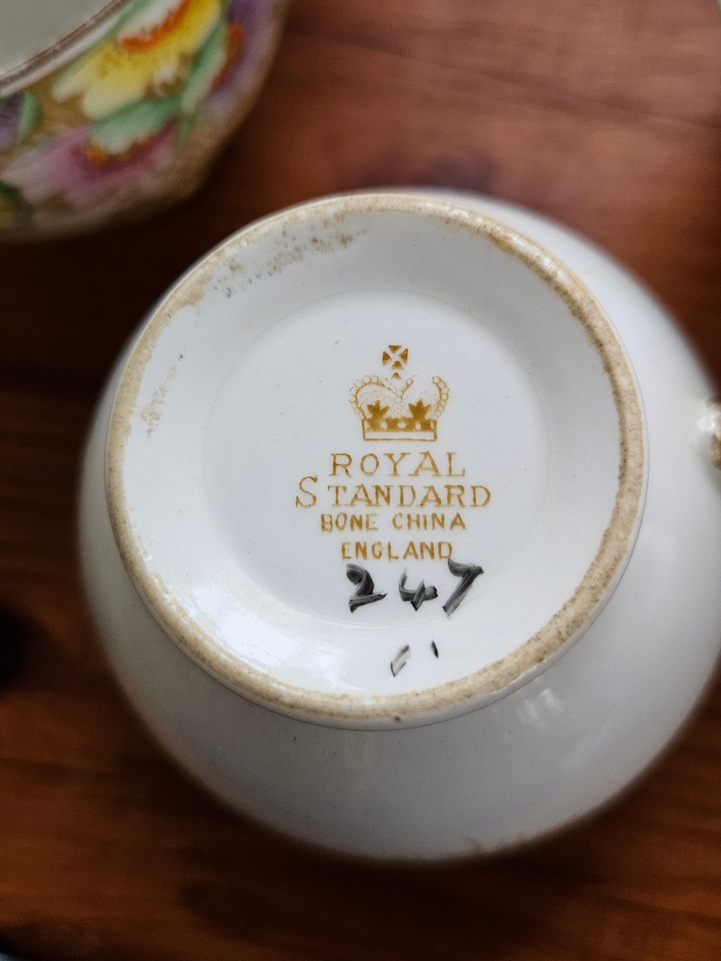 Royal Standard Part teaset