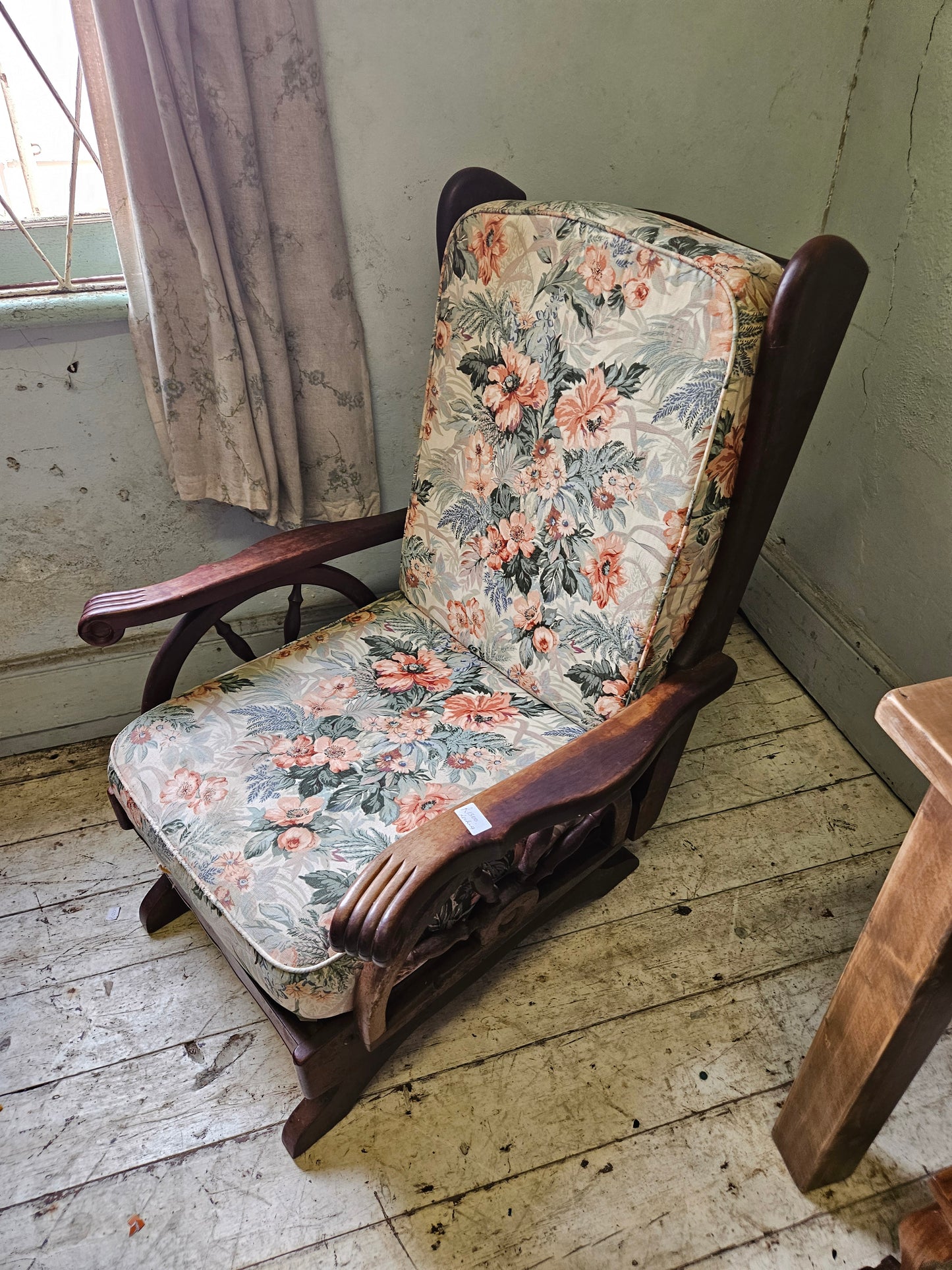 Rocking chair