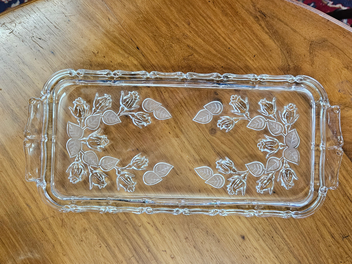 Glass tray