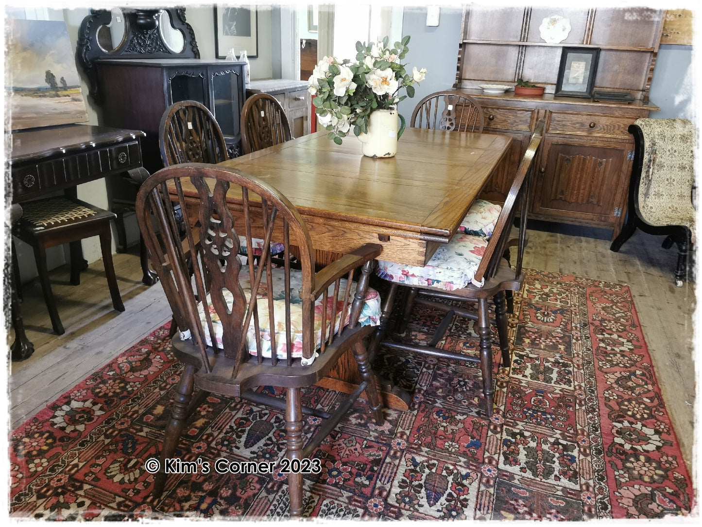 Oak dining room table and 6 chairs
