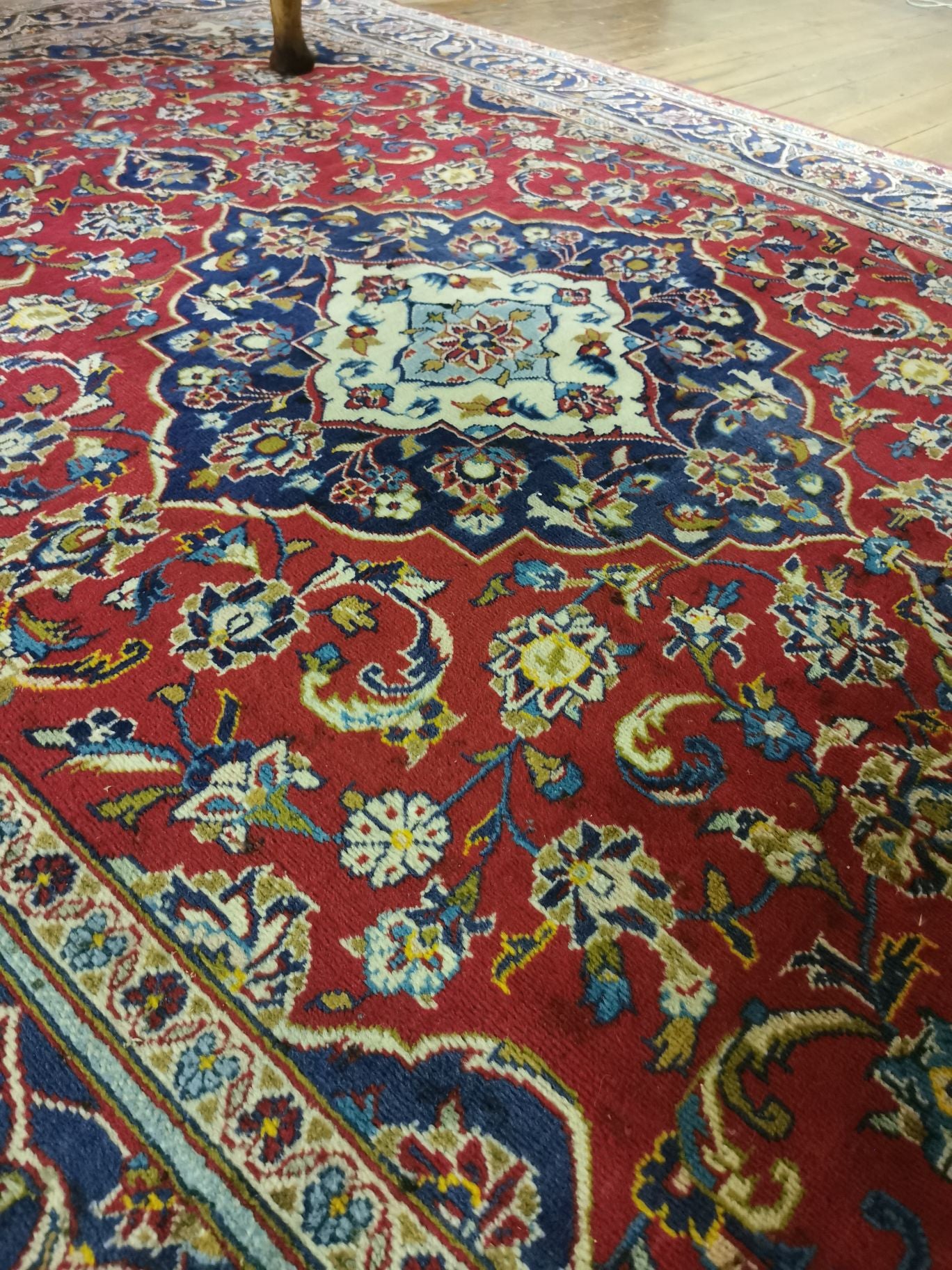 Persian Carpet (300cm x 205cm)