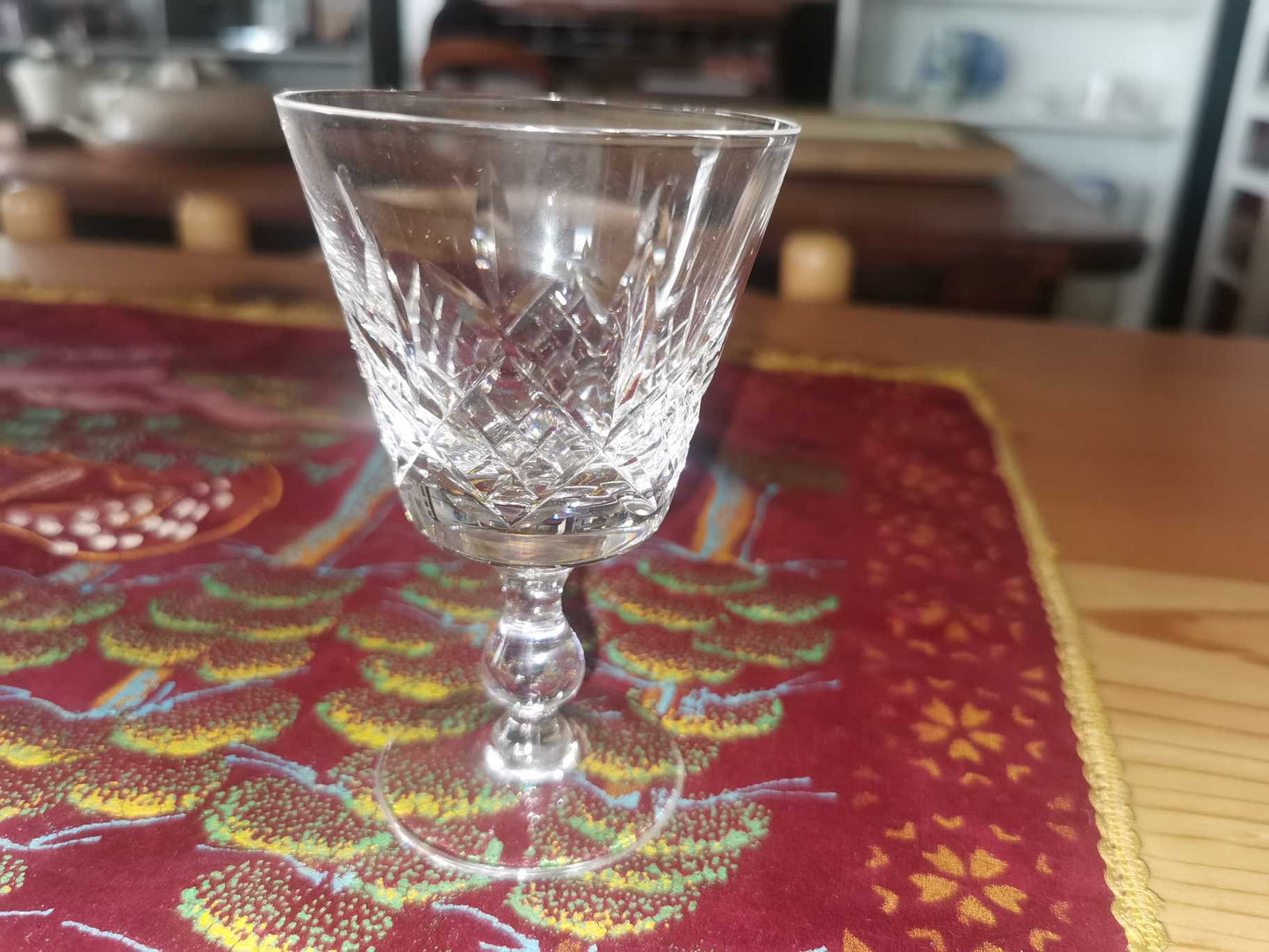 set of 8 crystal wine glasses