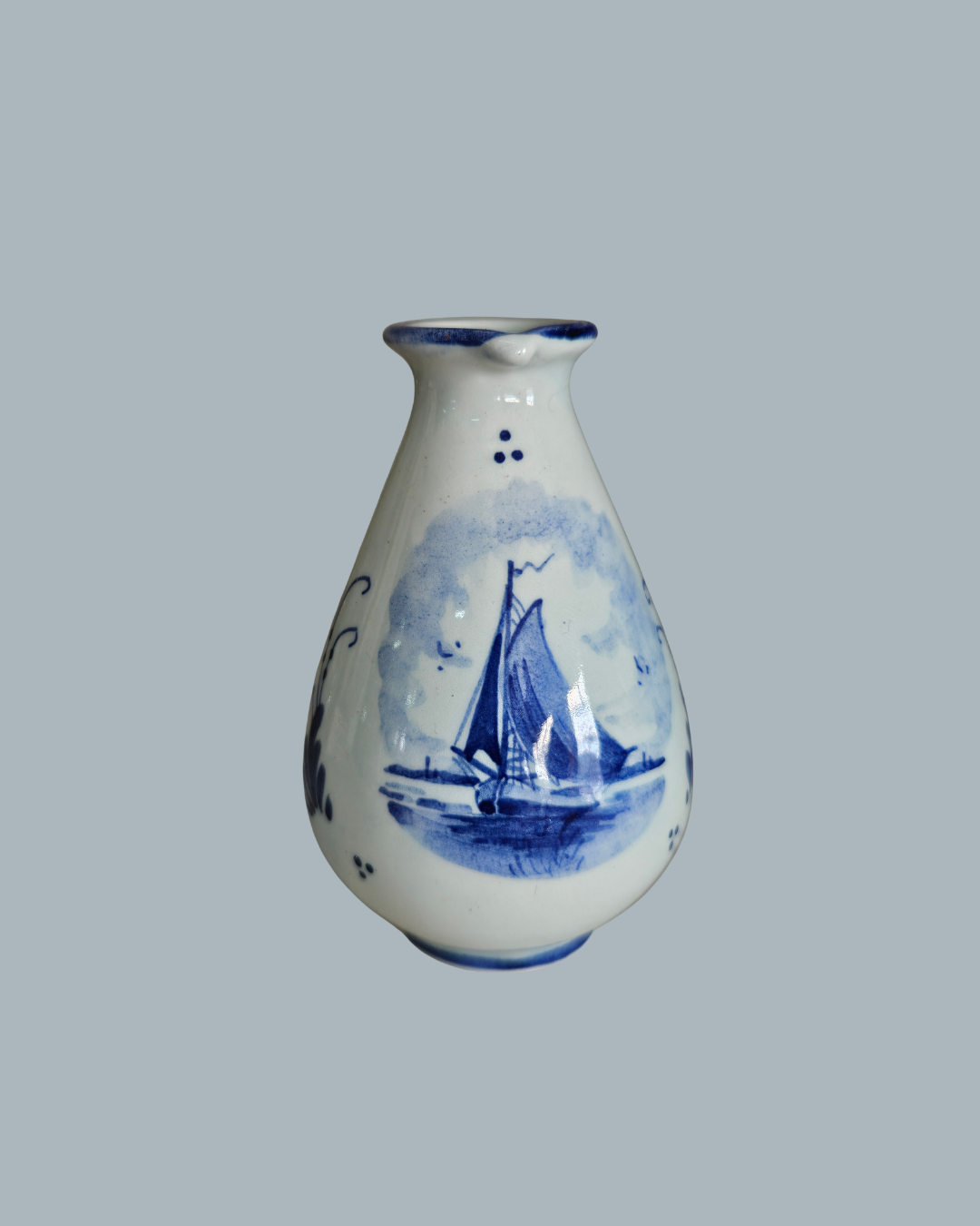 Mini Delft jug