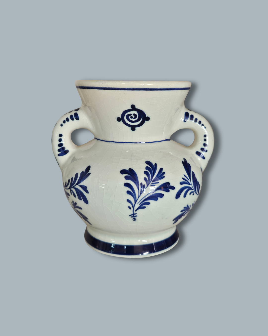 Delft vase