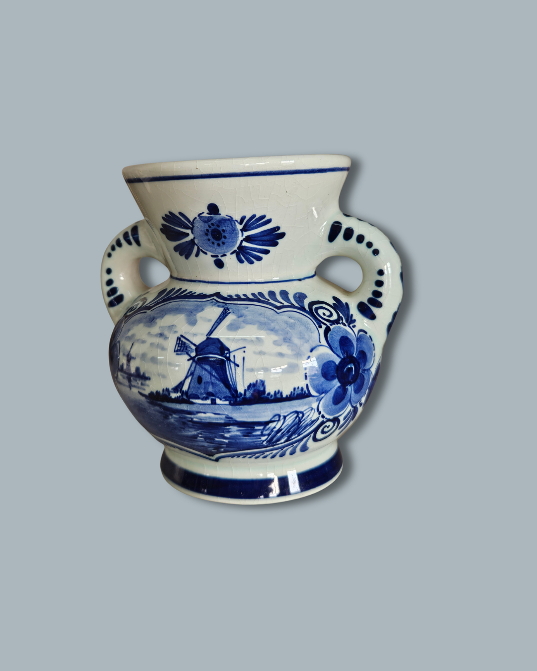 Delft vase