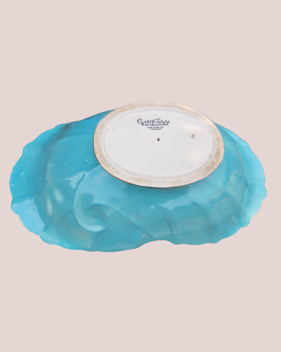 Two-toned Carlton Ware bowl