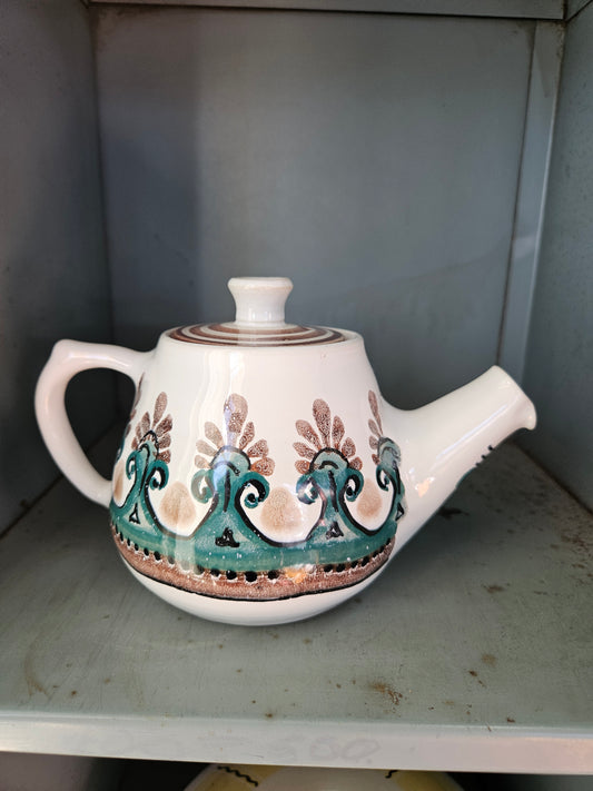 Old Jar Pottery teapot