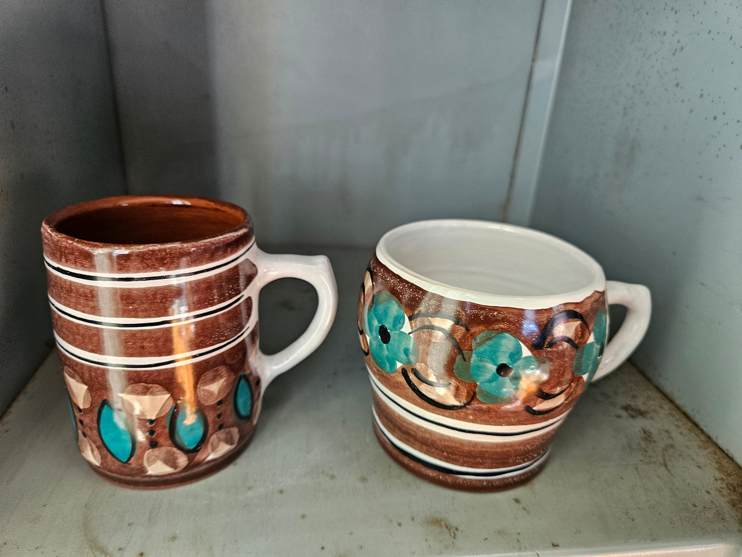 Old Jar Pottery mugs