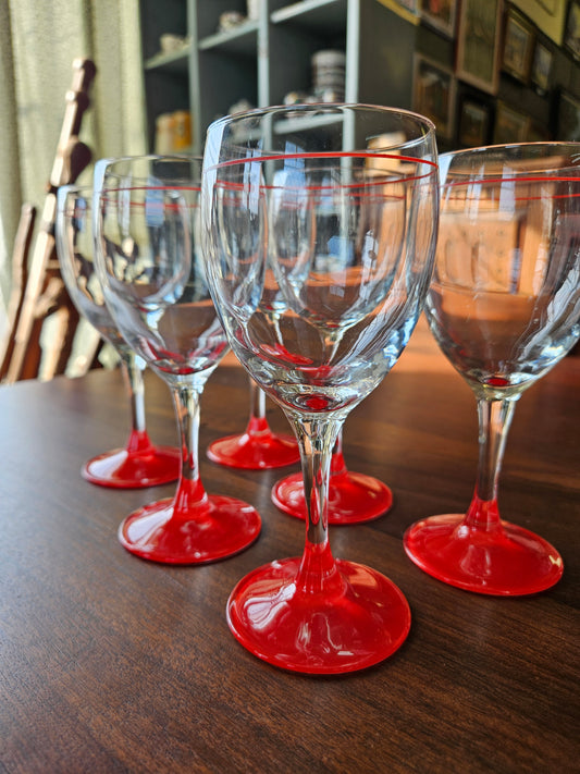 Set of 6 wine glasses made in France