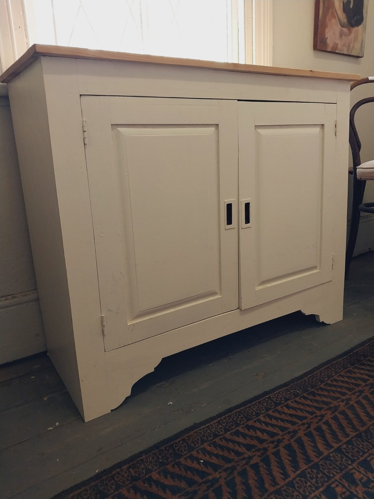 2-door base cupboard