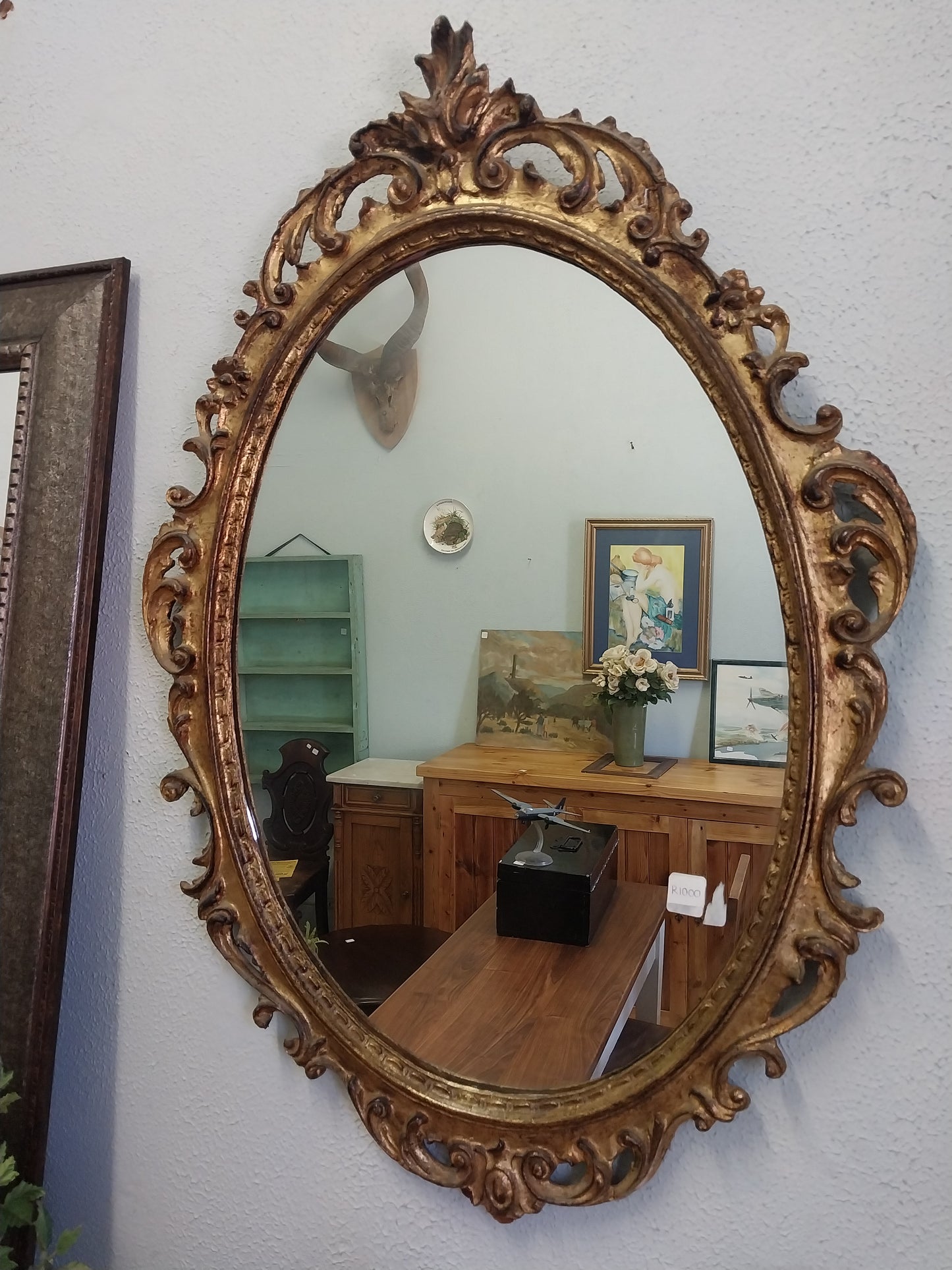 Oval mirror