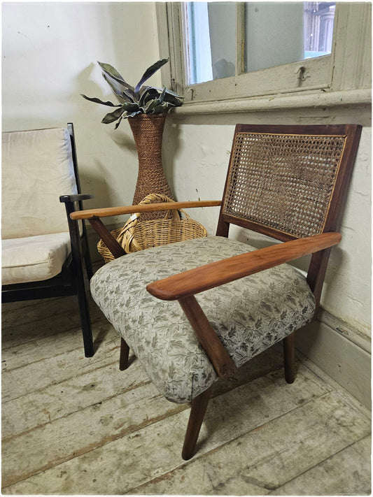 Retro chair