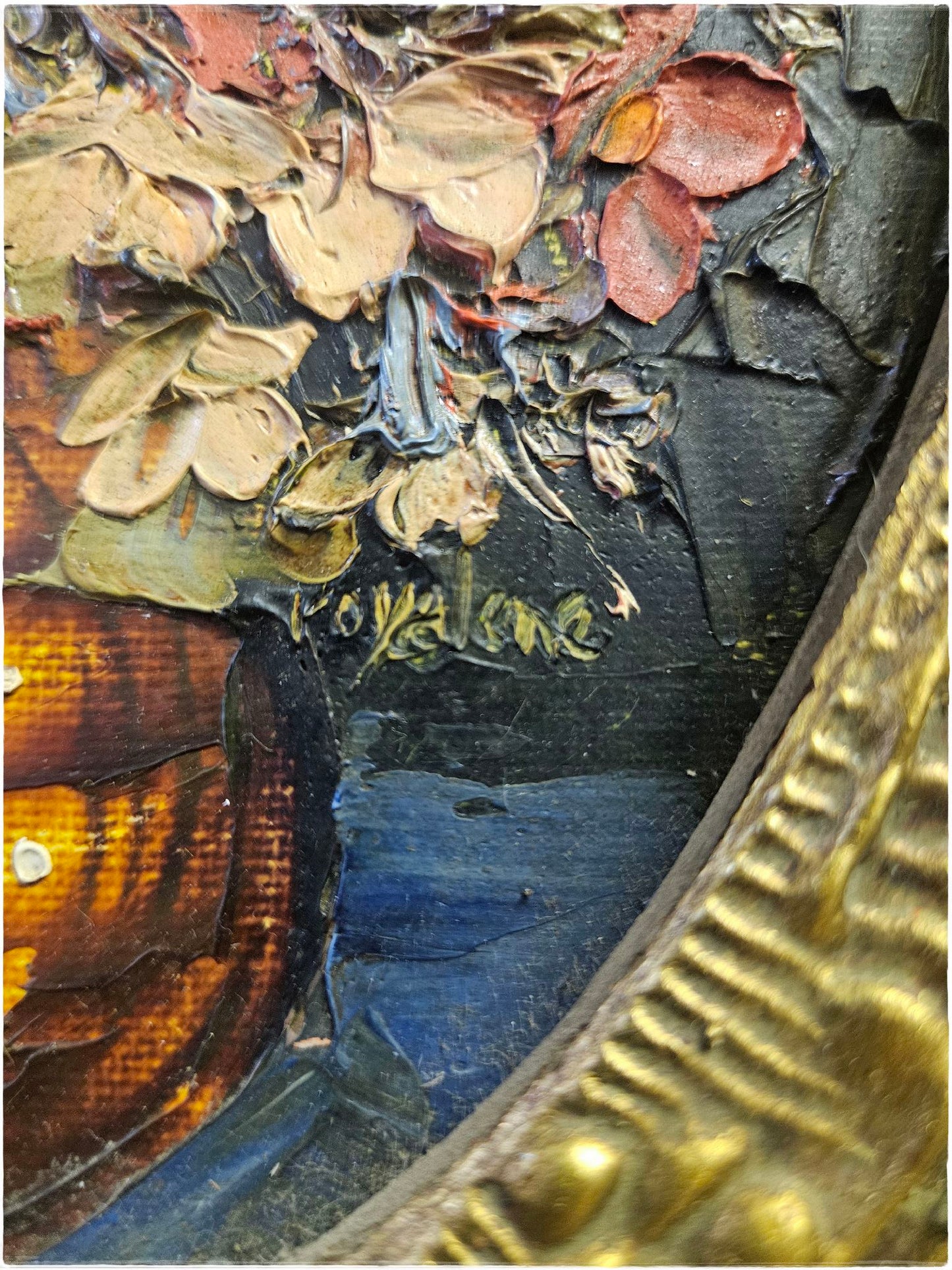 Floral painting in exquisite gold frame
