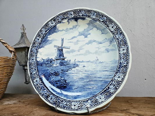 VIntage Boch Delft charger plate