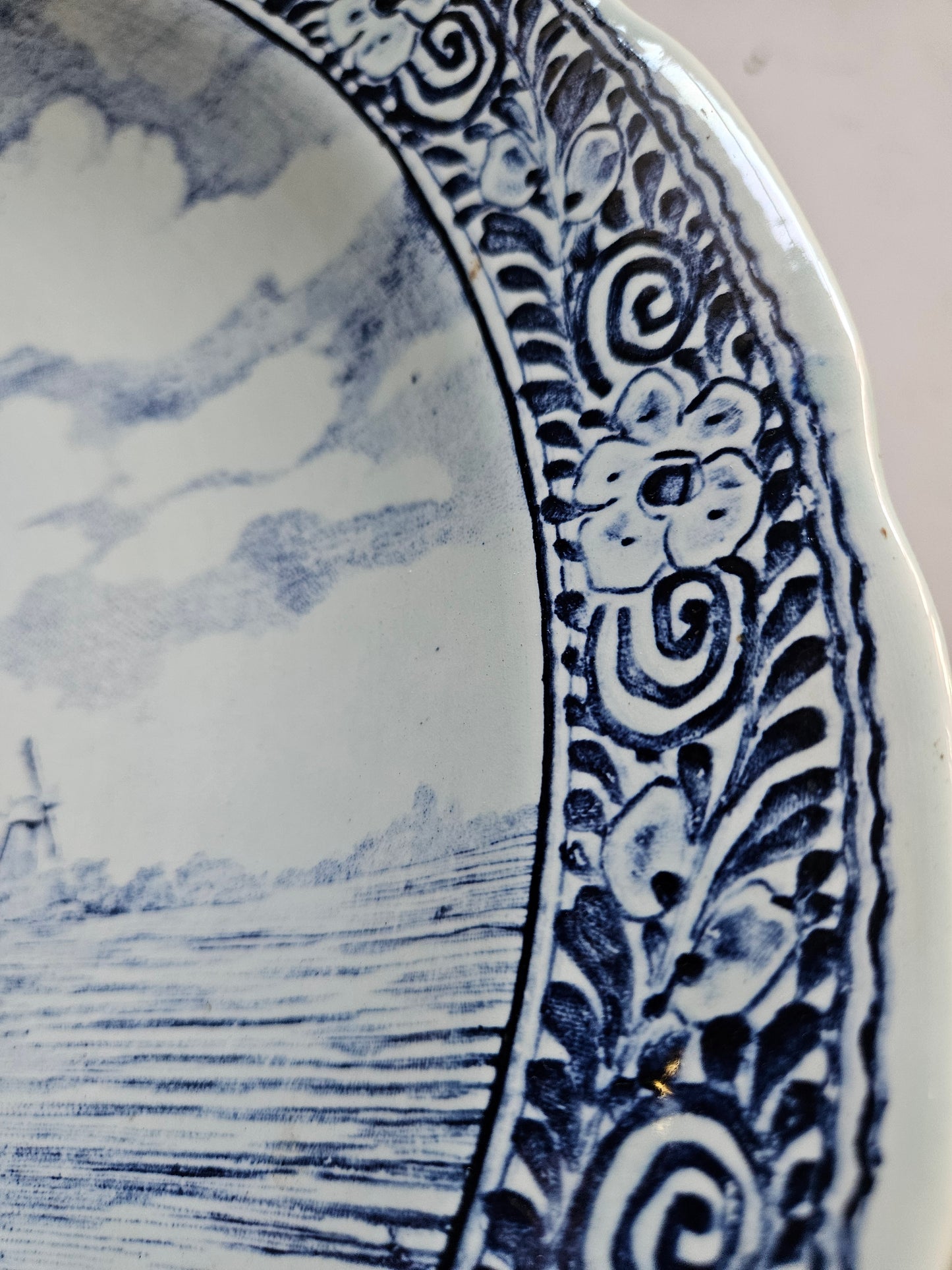 VIntage Boch Delft charger plate