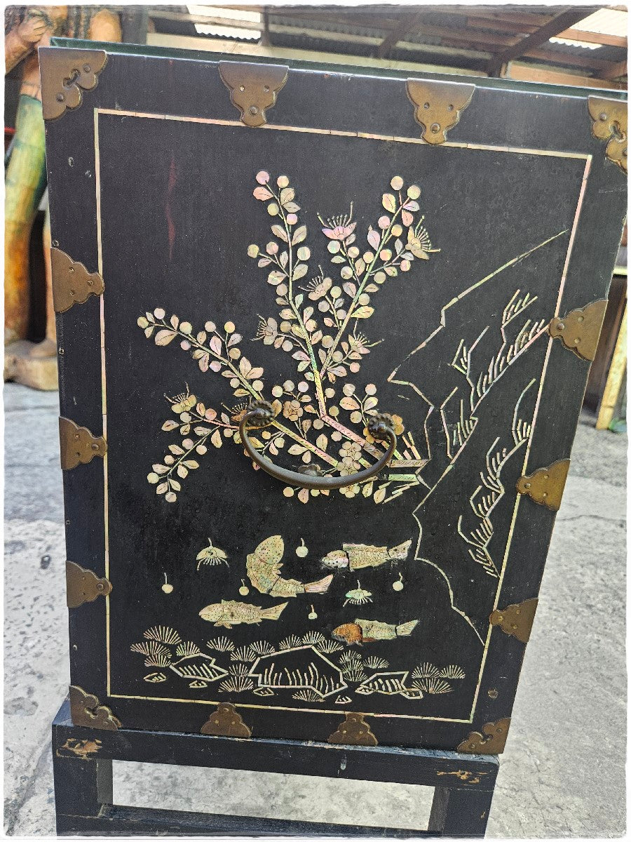 Japanese wedding chest. Mother of pearl inlay.