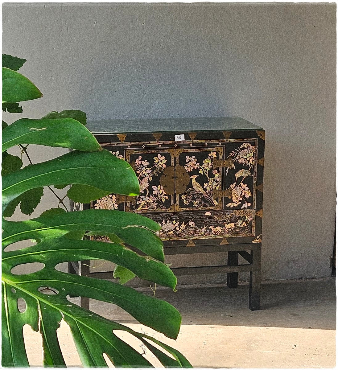 Japanese wedding chest. Mother of pearl inlay.