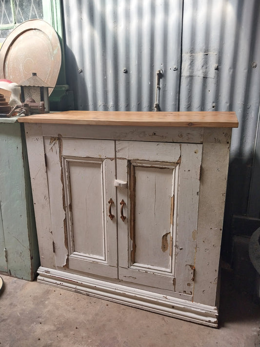 Rustic base cupboard