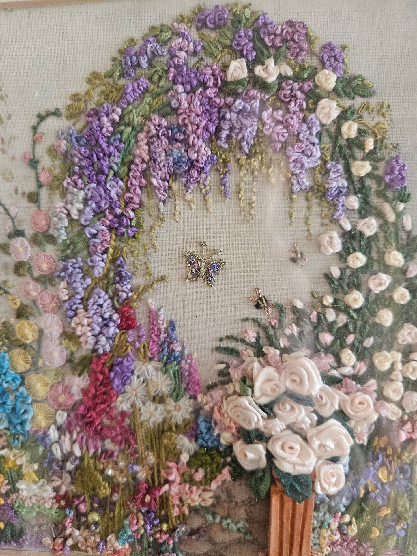 Secret garden embroidered picture