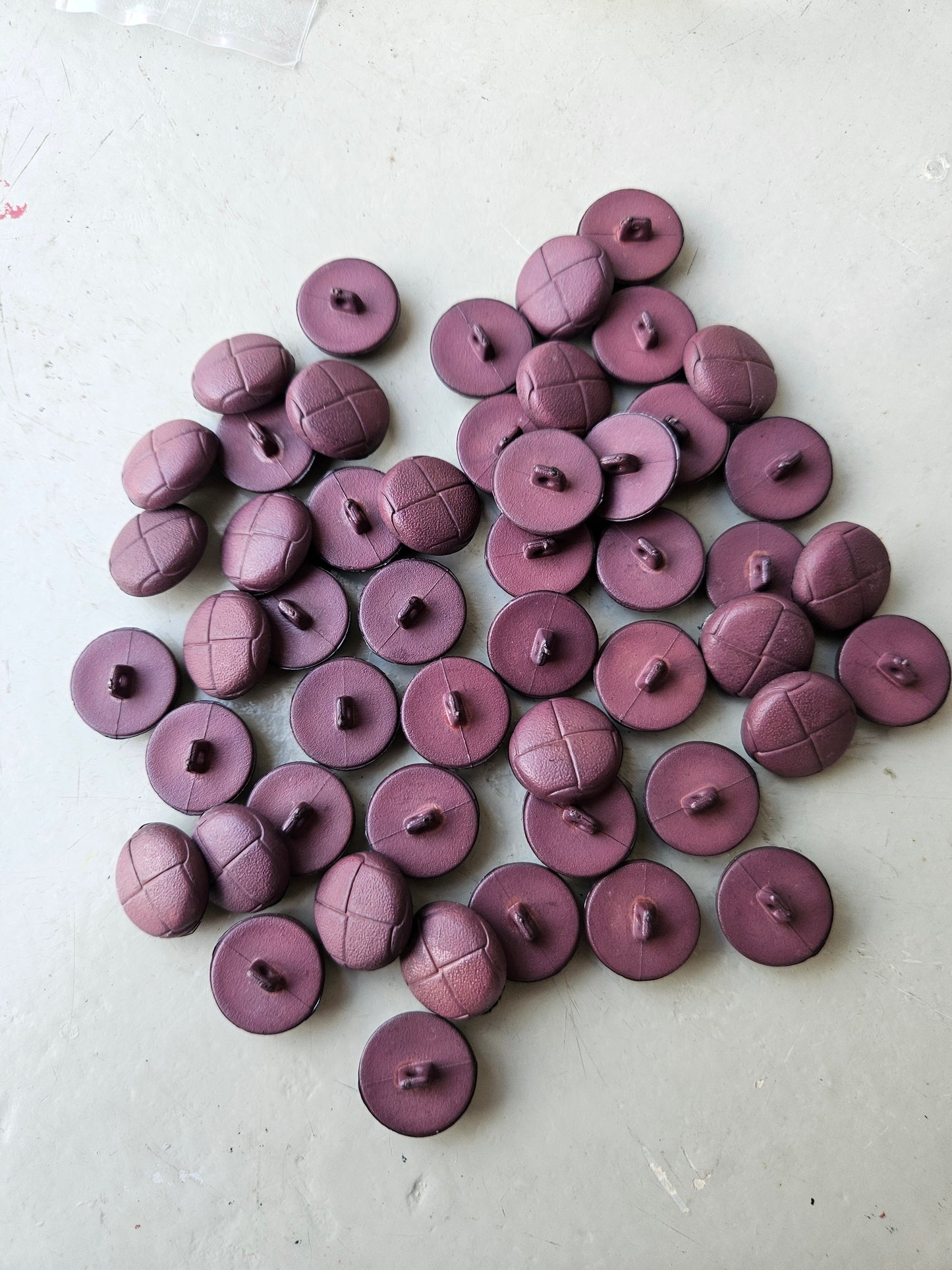 Purple buttons 50pc, 18mm
