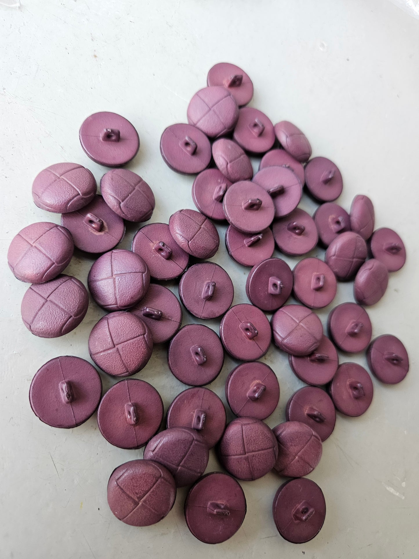 Purple buttons 50pc, 18mm